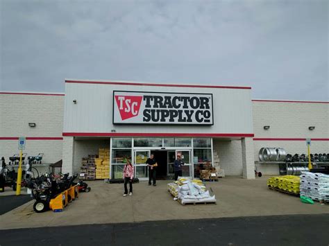 We carry products for lawn and garden, livestock, pet care, equine, and more!. . Tsc tractor supply store
